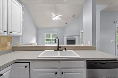 1316 Devonshire Trail, Aberdeen, NC 28315 - Photo 15