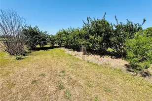 1992 Henry Hammond Rd, Lumberton, NC 28360 - Photo 35