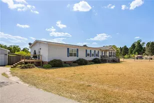 128 Westwind Dr, Vass, NC 28394 - Photo 3