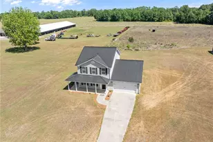 336 W Parkton Tobemory Rd, Parkton, NC 28371 - Photo 37