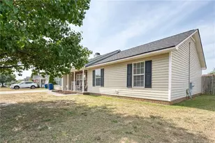 323 Northwoods Dr, Raeford, NC 28376 - Photo 3