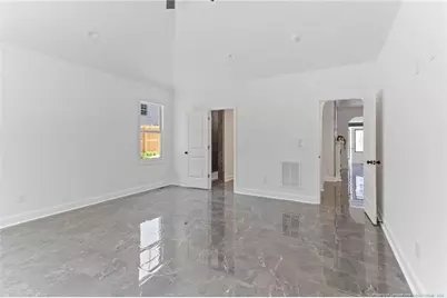 995 E Central Avenue, Raeford, NC 28376 - Photo 33