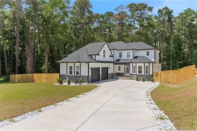 995 E Central Avenue, Raeford, NC 28376 - Photo 3