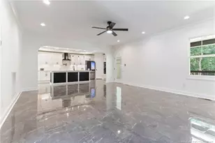995 E Central Ave, Raeford, NC 28376 - Photo 7