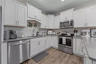 166 Nandina Ct, Fayetteville, NC 28311 - Photo 17