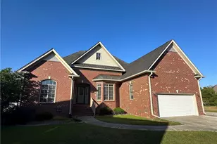510 Cherry Ln, Lumberton, NC 28358 - Photo 31
