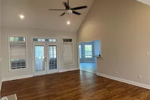510 Cherry Ln, Lumberton, NC 28358 - Photo 9