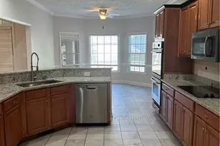 510 Cherry Ln, Lumberton, NC 28358 - Photo 5