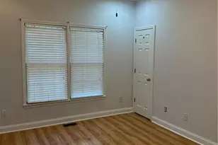 510 Cherry Ln, Lumberton, NC 28358 - Photo 13