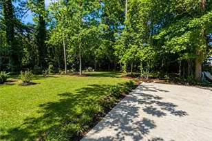 304 S Patterson St, Maxton, NC 28364 - Photo 19