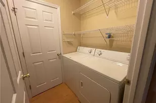 509 Meadowland Ct, Hope Mills, NC 28348 - Photo 7