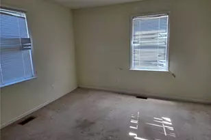 1527 Lewter Shop Rd, Apex, NC 27523 - Photo 5