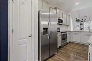 256 Kensington Dr, Spring Lake, NC 28390 - Photo 5