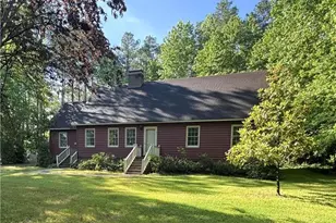 353 Covered Bridge Ln, Sanford, NC 27330 - Photo 3