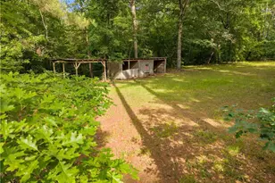 353 Covered Bridge Ln, Sanford, NC 27330 - Photo 31