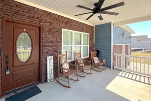 841 Blanchard, Saint Pauls, NC 28384 - Photo 3