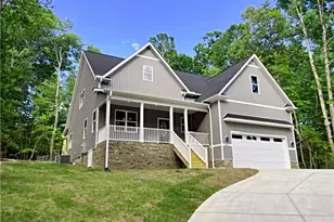 5064 Bluebird Dr, Sanford, NC 27332 - Photo 1