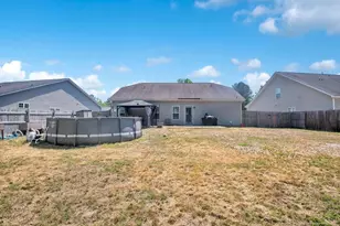 607 Roanoke Dr, Raeford, NC 28376 - Photo 21