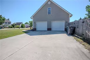 5323 Ahoskie Dr, Hope Mills, NC 28348 - Photo 3