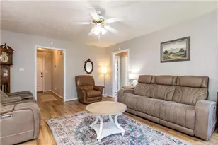 5323 Ahoskie Dr, Hope Mills, NC 28348 - Photo 5