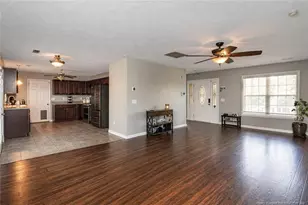538 Lenoir Dr, Spring Lake, NC 28390 - Photo 3