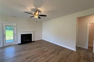 133 Margot Manor Dr, Benson, NC 27504 - Photo 3