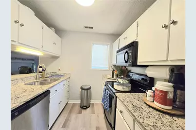 2717 Preston Wood Lane #4, Fayetteville, NC 28304 - Photo 15