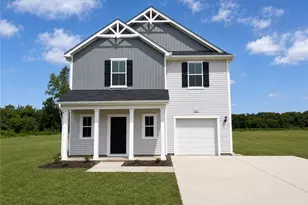 211 Hallwood Dr, Pikeville, NC 27863 - Photo 1