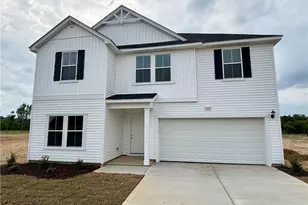 203 Hallwood Dr, Pikeville, NC 27863 - Photo 1