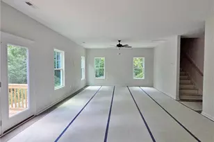 385 Appaloosa Dr, Spring Lake, NC 28390 - Photo 5