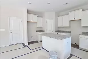 385 Appaloosa Dr, Spring Lake, NC 28390 - Photo 11