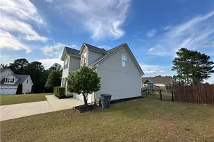 58 Great Oak Ct, Bunnlevel, NC 28323 - Photo 7