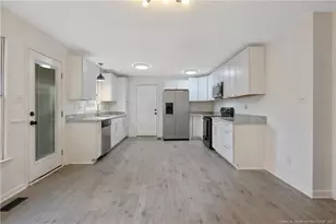 205 Brookford Ct, Fayetteville, NC 28314 - Photo 7