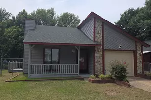 6943 Timberwood Dr, Fayetteville, NC 28314 - Photo 3