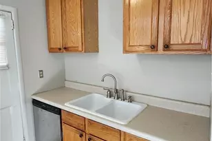 1347 Levy Dr, Fayetteville, NC 28305 - Photo 5
