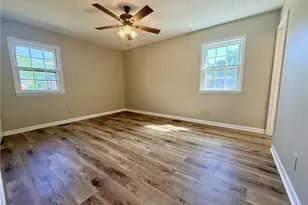 832 Fresno Dr, Fayetteville, NC 28303 - Photo 9