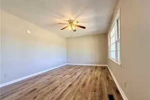 832 Fresno Dr, Fayetteville, NC 28303 - Photo 3