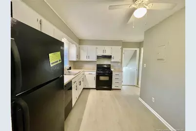 452 Cloverhill Place, Fayetteville, NC 28311 - Photo 3