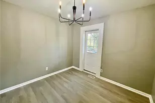 452 Cloverhill Pl, Fayetteville, NC 28311 - Photo 9