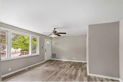 508 E 6th Avenue, Raeford, NC 28376 - Photo 3