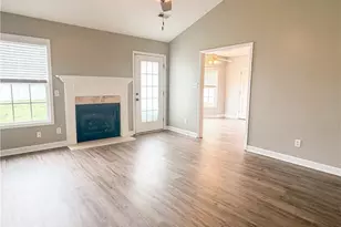 7787 Cottonwood Ave, Fayetteville, NC 28314 - Photo 15