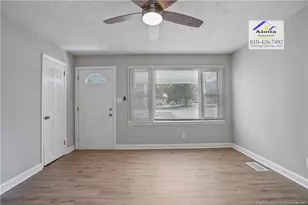 2312 Enloe St, Fayetteville, NC 28306 - Photo 9