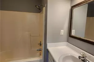 505 Meadowland Ct, Fayetteville, NC 28348 - Photo 7