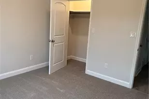 469 E Poplar St, Bladenboro, NC 28320 - Photo 29
