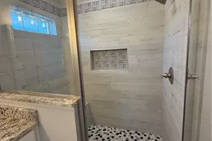 469 E Poplar St, Bladenboro, NC 28320 - Photo 15