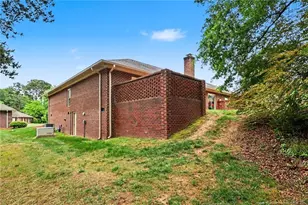 1004 Wentworth Ct, Sanford, NC 27330 - Photo 47