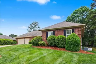 1004 Wentworth Ct, Sanford, NC 27330 - Photo 3