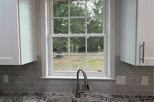 605 5th St, Bladenboro, NC 28320 - Photo 5