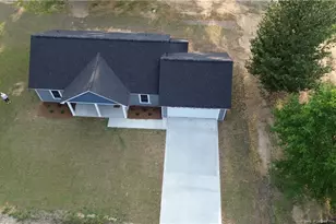 605 5th St, Bladenboro, NC 28320 - Photo 27