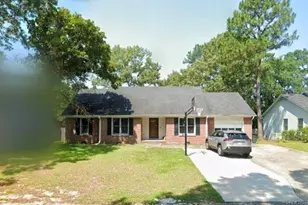 7490 Fairpoint Dr, Fayetteville, NC 28314 - Photo 1